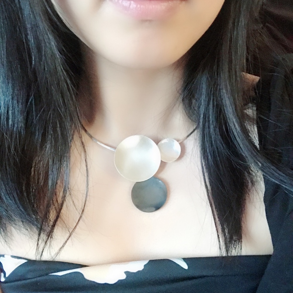 desinger silver necklace and pendant